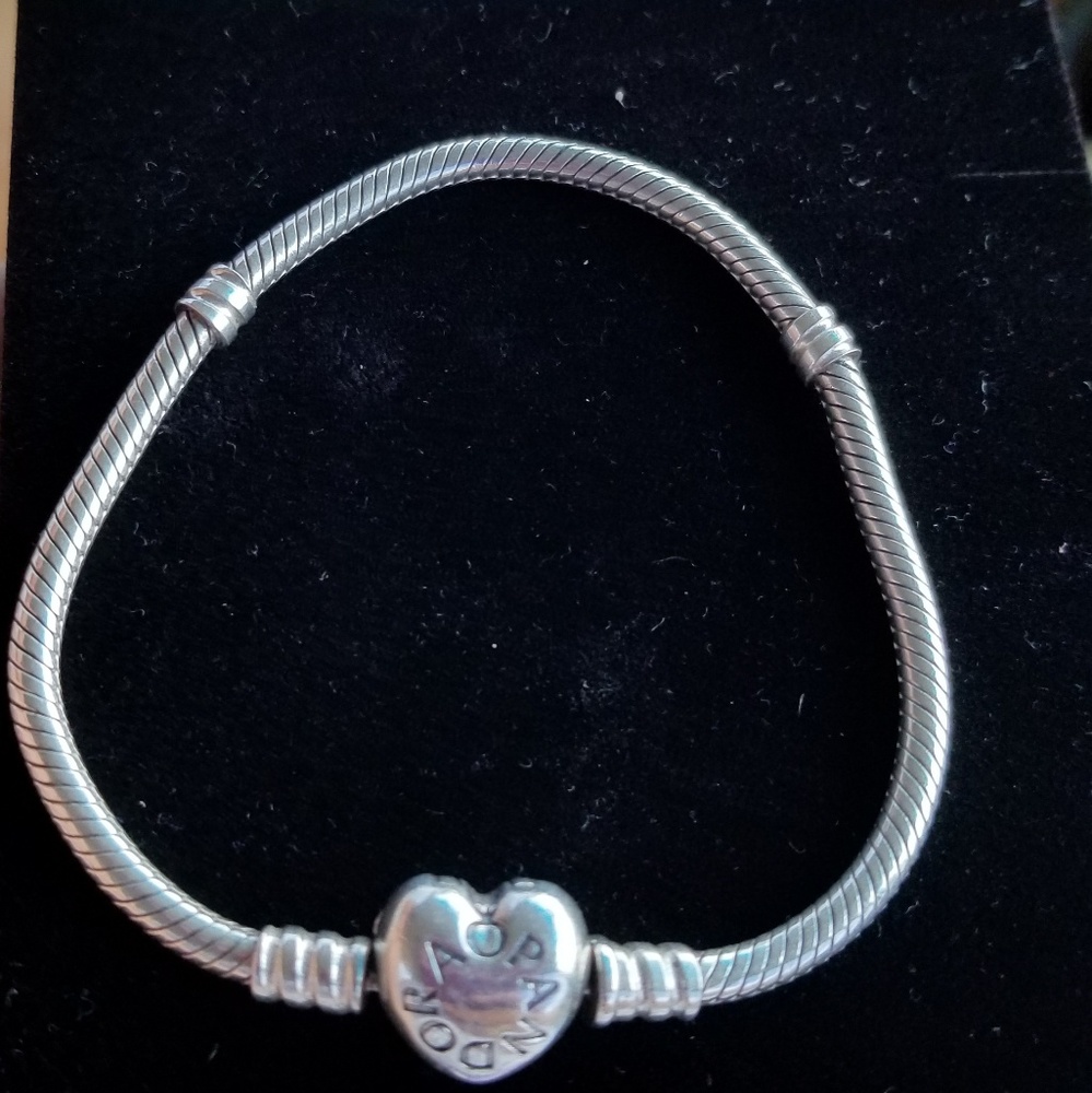 Pandora heart clasp bracelet